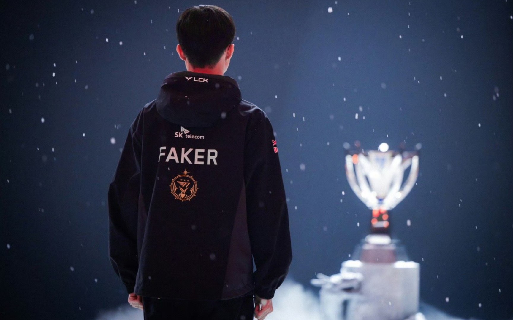 LPL春季赛今日赛程及阵容首发