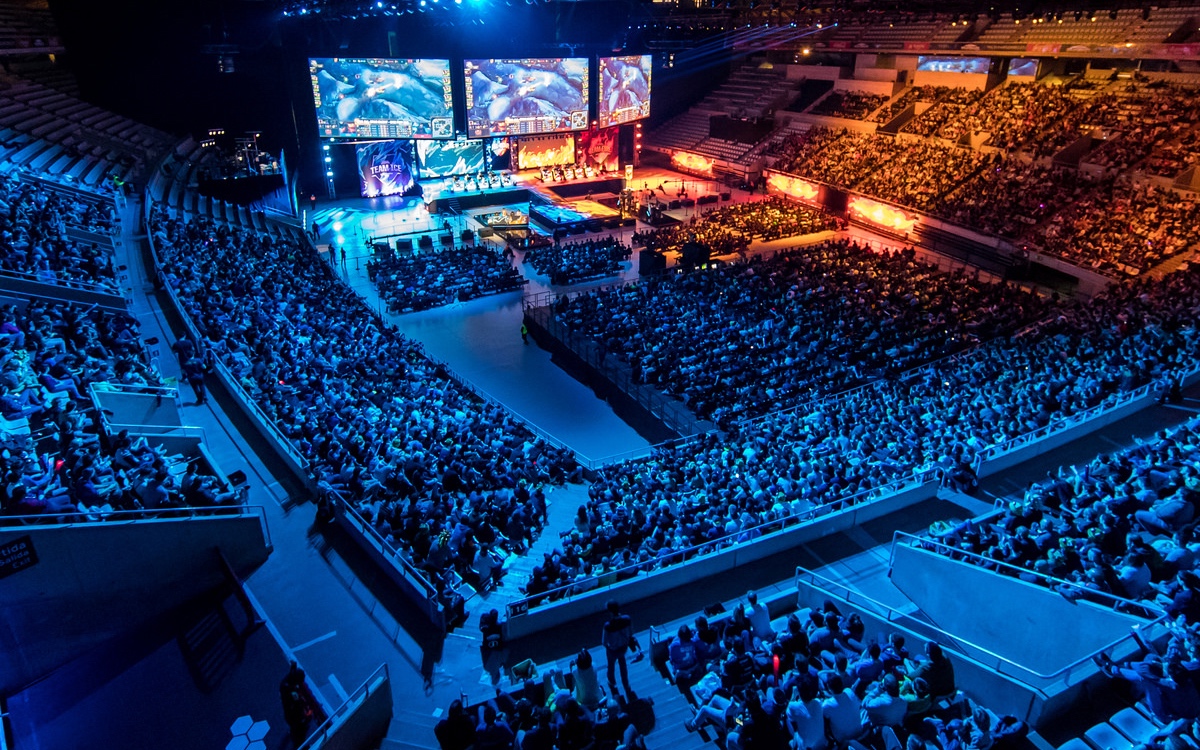 王者归来，武汉eStarPro勇夺2021KPL秋季赛总冠军